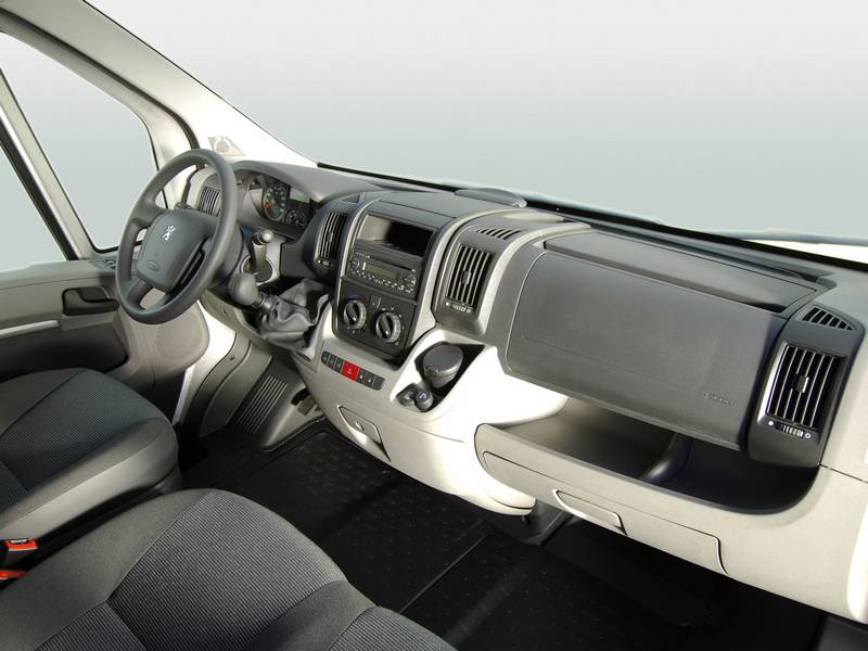 Фото автомобиля Peugeot Boxer Fourgon