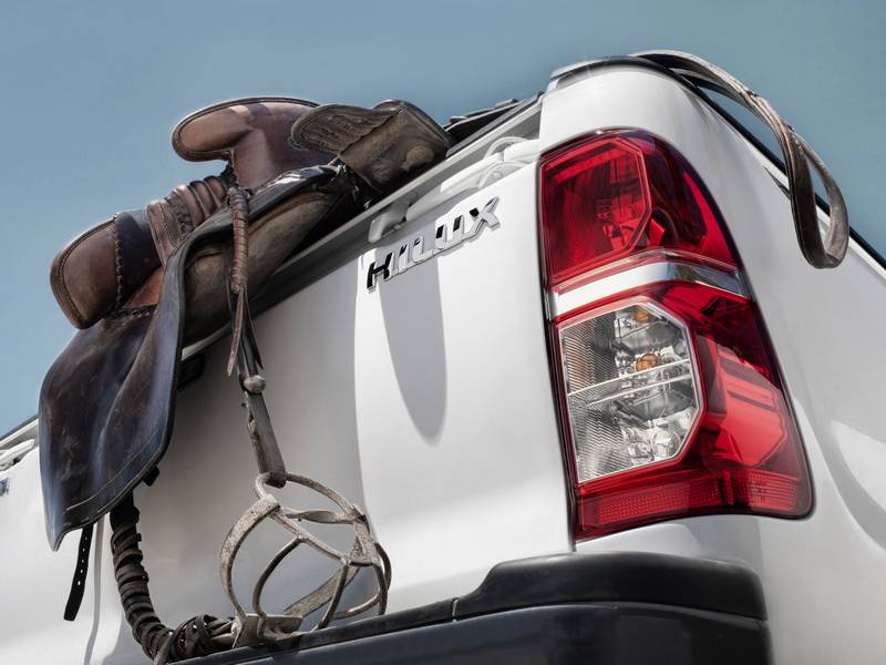 Фото автомобиля Toyota Hilux Double Cab